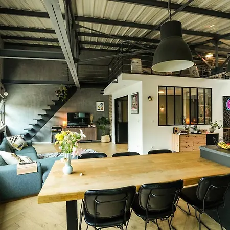 Loft Story In آنسي